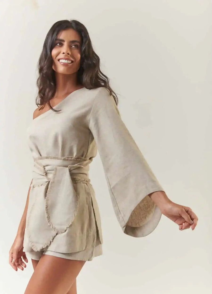 Bata de linho areia Milena