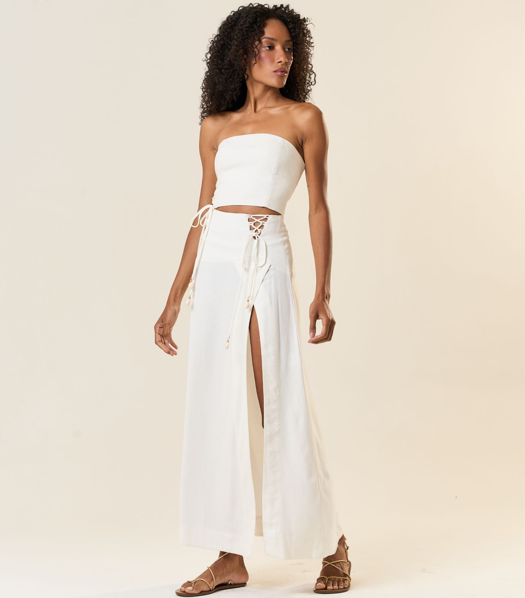 Top de linho off-white Zoe