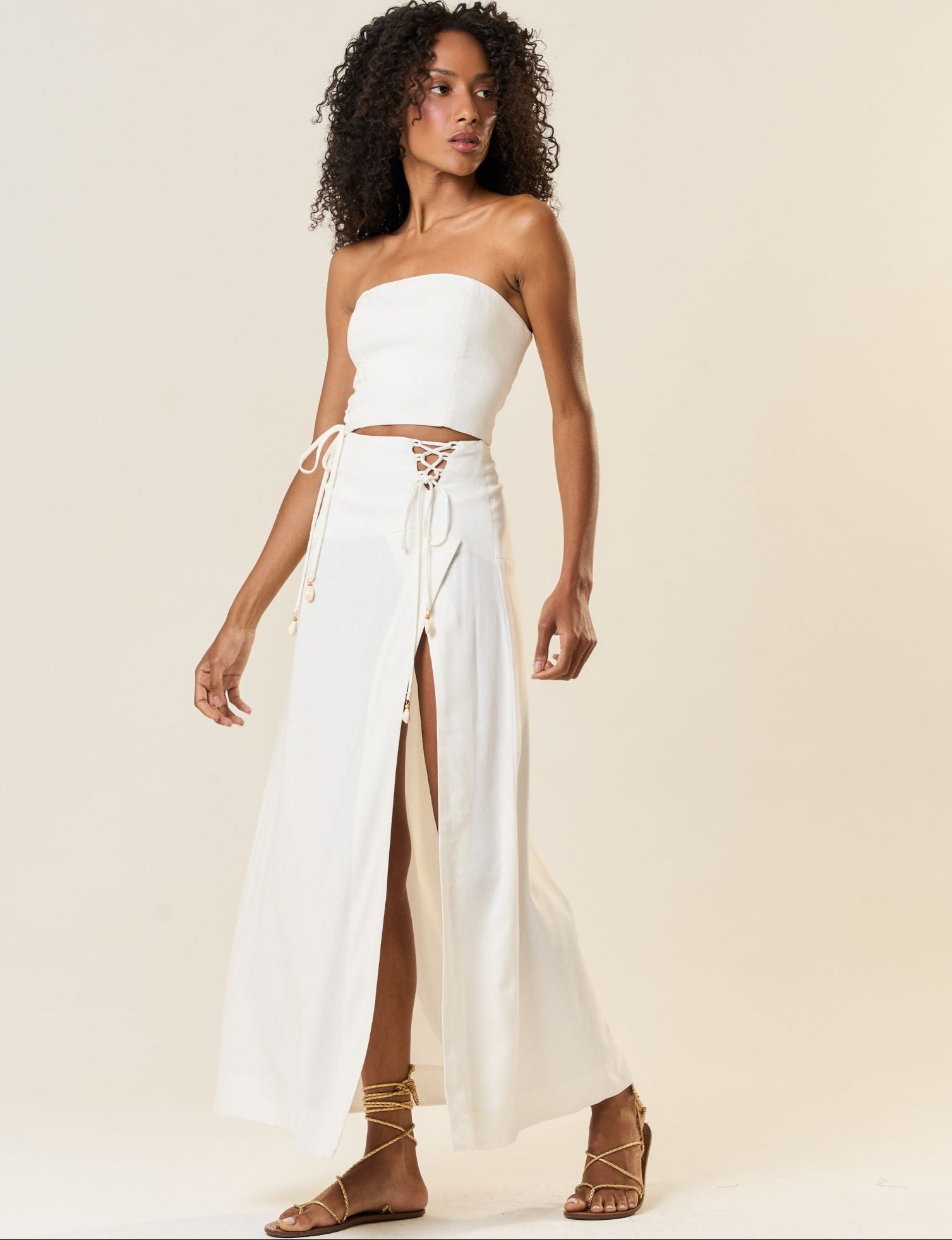 Top de linho off-white Zoe